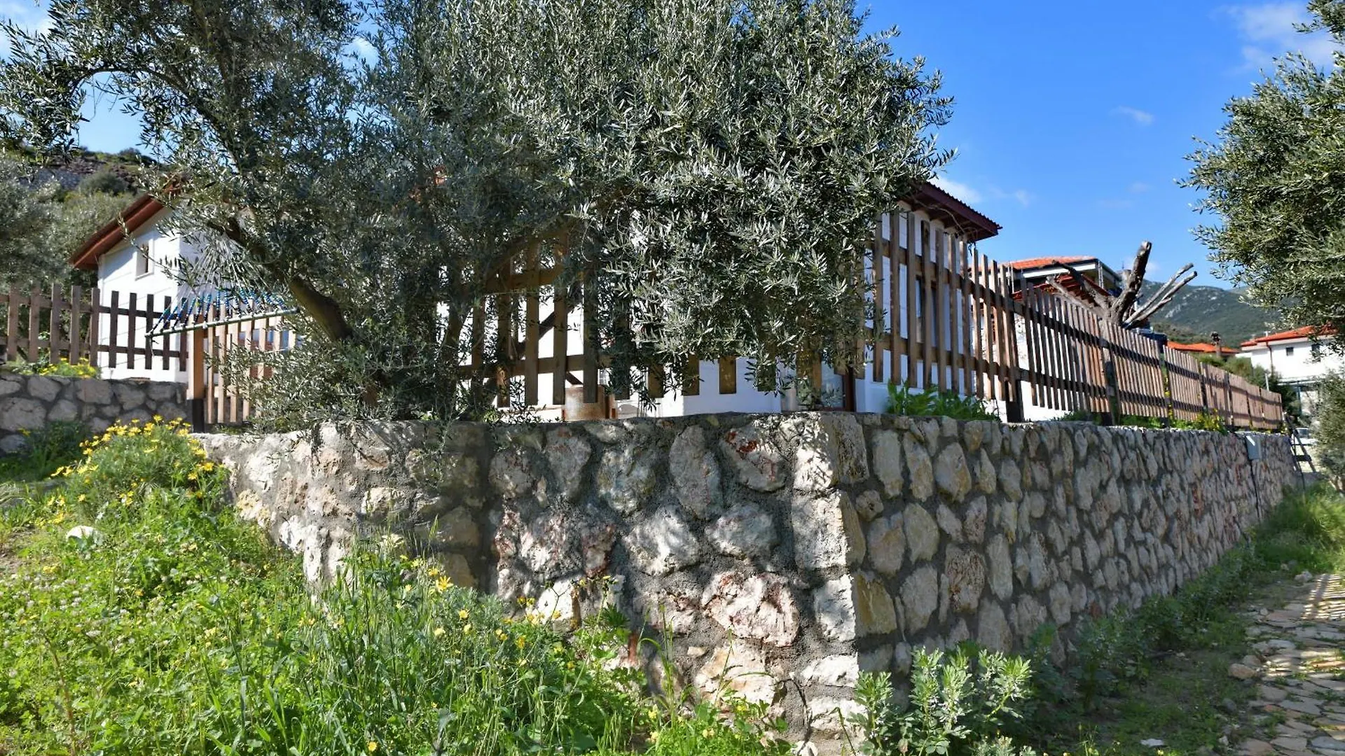 Aparthotel Kavurlukoz Butik Apart Karaburun